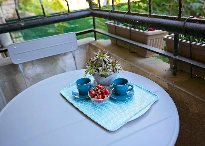 Ap Tzar Peter I Apartment Warna